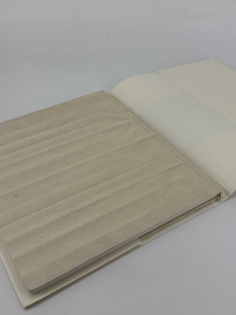 Suzan Frecon: Paper (Hardcover First Edition)
