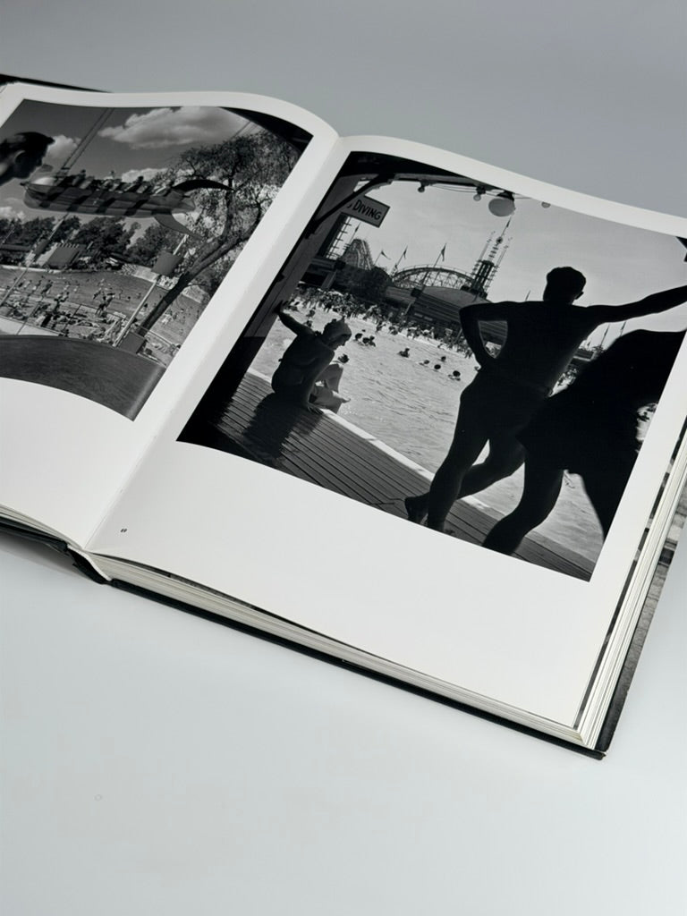 Through a Different Lens: Stanley Kubrick Photographs (2018)