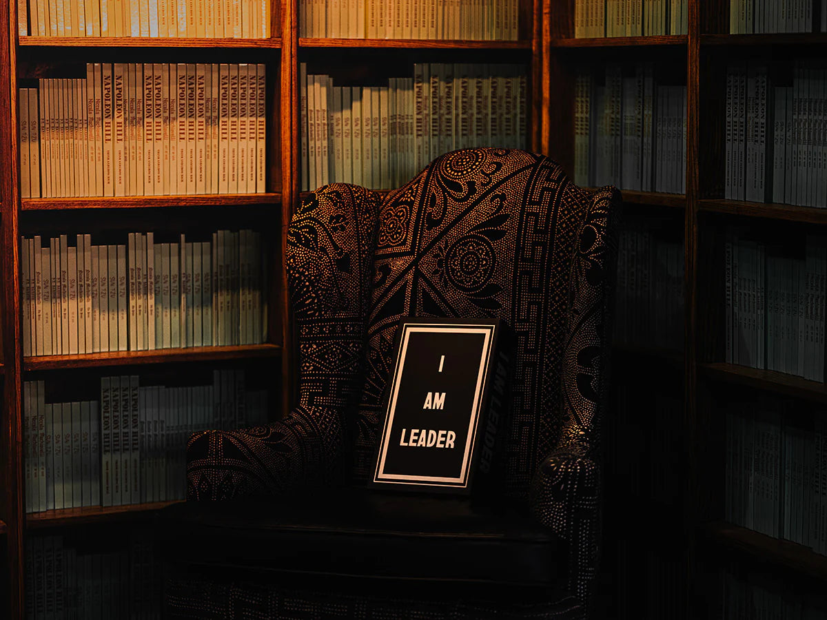 I AM LEADER System: 4-Book Set